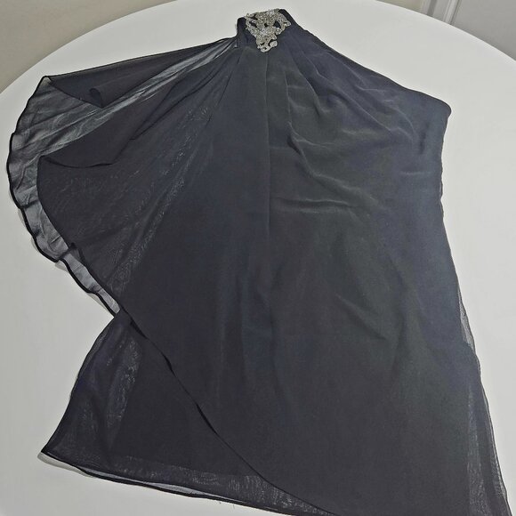 Shoulder less Top - Picture 2 of 5